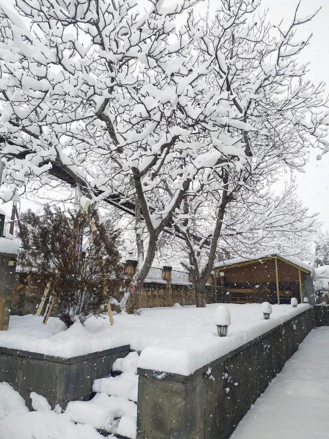 Guest House Nataly Yeghegnadzor ภายนอก รูปภาพ