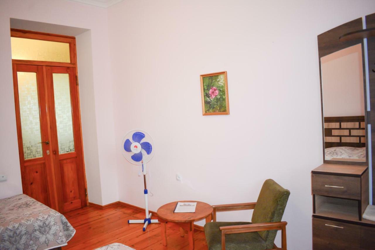 Guest House Nataly Yeghegnadzor ภายนอก รูปภาพ
