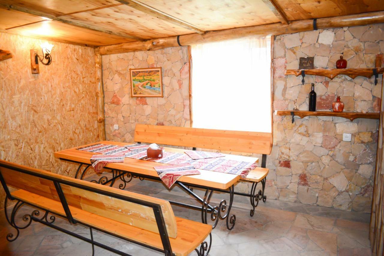 Guest House Nataly Yeghegnadzor ภายนอก รูปภาพ