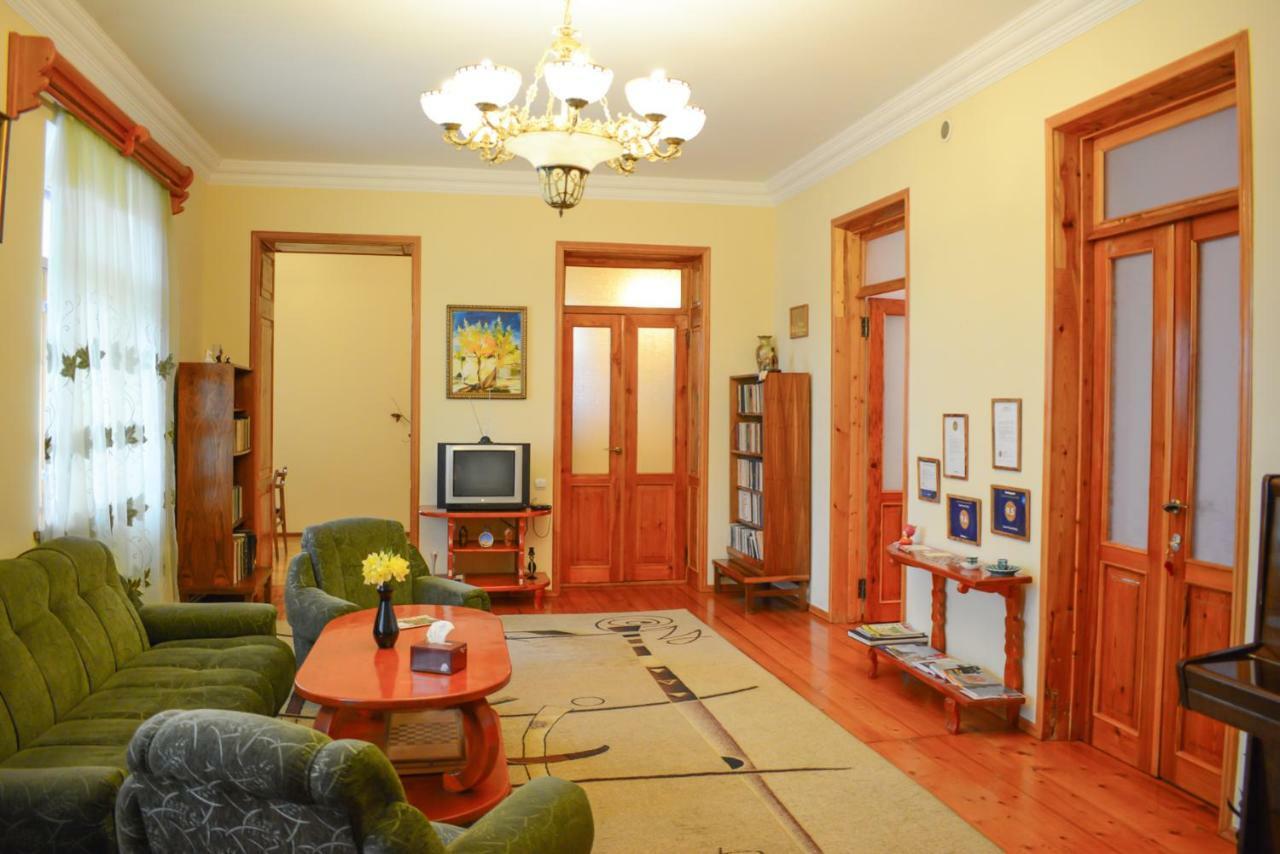 Guest House Nataly Yeghegnadzor ภายนอก รูปภาพ