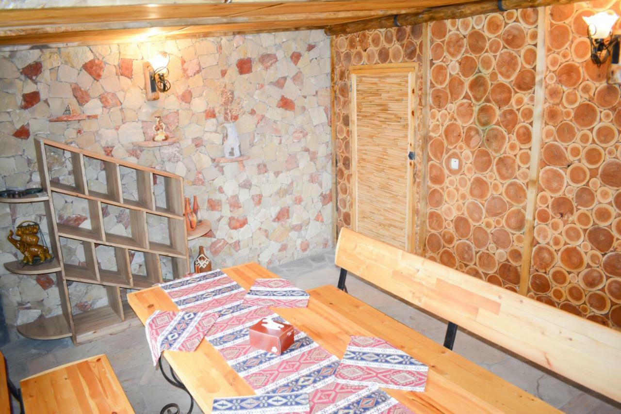 Guest House Nataly Yeghegnadzor ภายนอก รูปภาพ