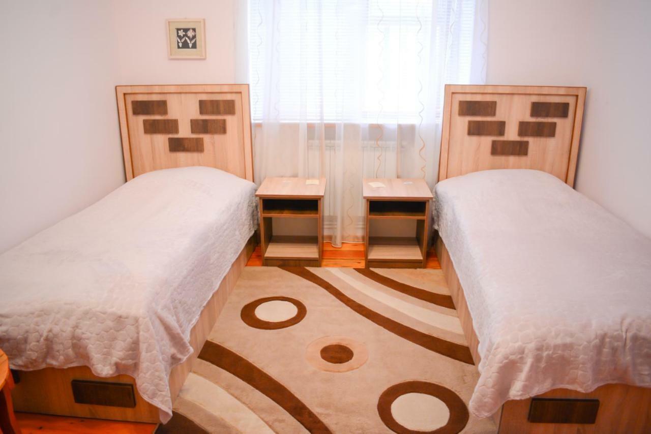 Guest House Nataly Yeghegnadzor ภายนอก รูปภาพ